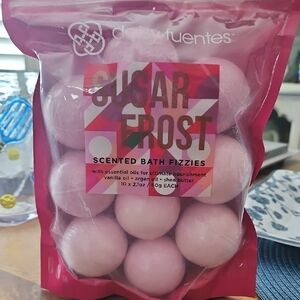 Daisy Fuentes Pink Scented Bath Fizzies